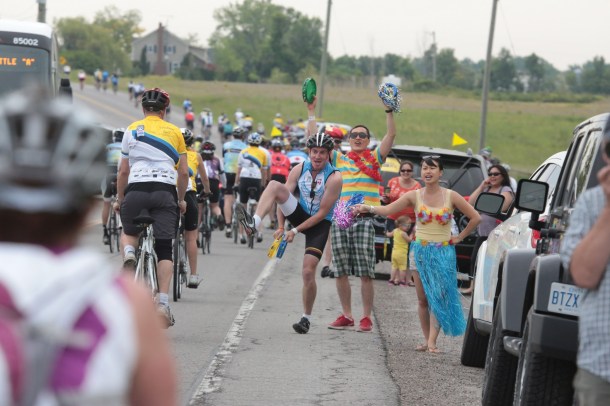 There are family members and supporters cheering you along the way on the route on both days. Those cheers and screams can be very helpful when you're in need of a little push to keep on going.
