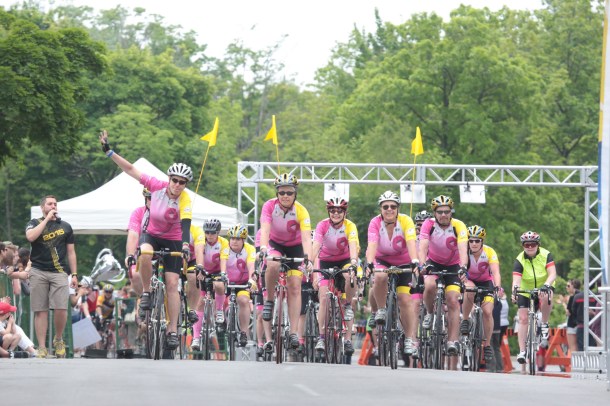 A lot of teams gather and cross the finish line together. Team Erin did the same thing.